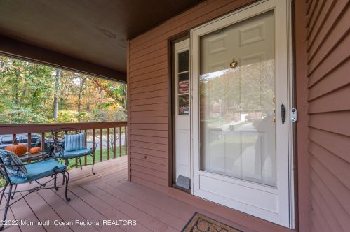 76 Pape Dr, Atlantic Highlands, NJ 07716-2549