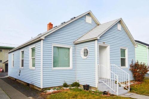 222 Custer Ave, Yakima, WA 98902-3037