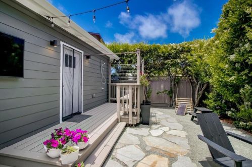 188 Ramona Ave, Pacifica CA  94044-3044 exterior