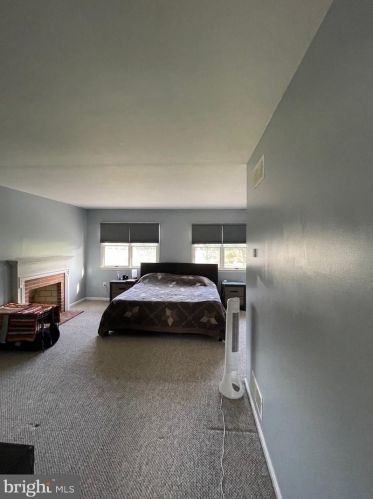 102 Springfield Way, Dover DE  19904-9114 exterior