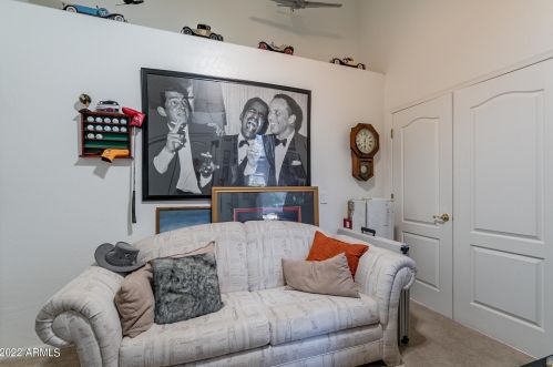 1064 Palomino Crk Dr, Gilbert AZ 85296-3727 exterior