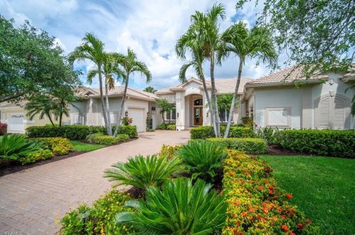 2046 Imperial Cir, Naples, FL 34110-1089