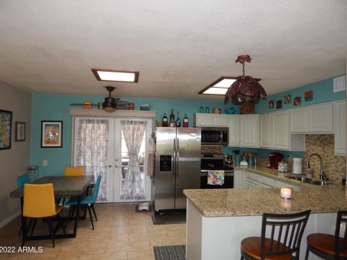 10642 La Jolla Dr, Sun City, AZ 85351-4120