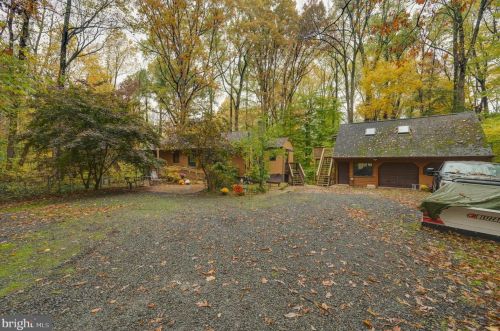 622 Rock Run Rd, Pottstown, PA 19465-8817