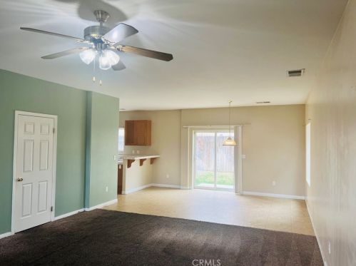 4422 Valpariso Way, Bakersfield, CA 93307-2887