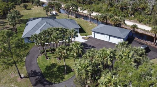 835 11th St, Naples FL  34117-2286 exterior
