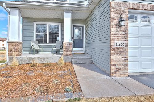 11953 Midway St, Minneapolis, MN 55449-7515