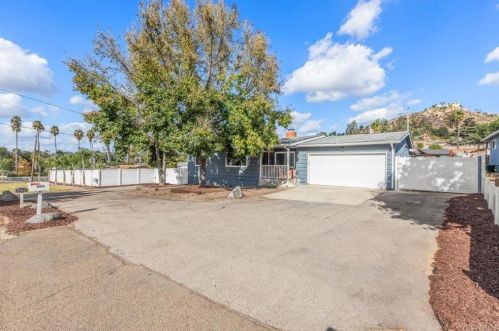 1986 Greenfield Dr, El Cajon, CA 92019-1203
