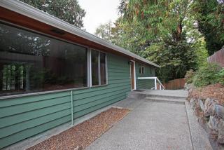 6411 112th St, Seattle, WA 98178-3012