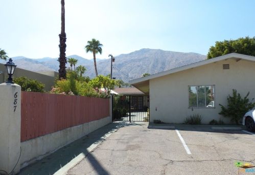 687 Camino Real, Palm Springs, CA 92262-6011