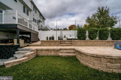 150 Windy Knoll Dr, Harrisonburg VA  22802-8886 exterior