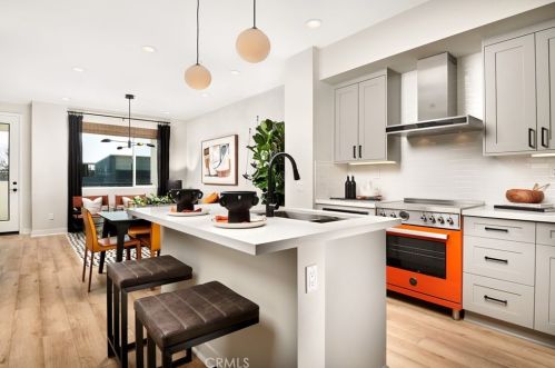 4832 Long Beach Blvd, Long Beach, CA 90805-6934