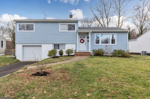 16 Rainier Rd, Fanwood NJ  07023-1416 exterior