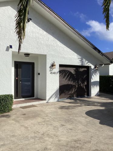 4540 Dixie Hwy, Boca Raton FL  33431-5036 exterior