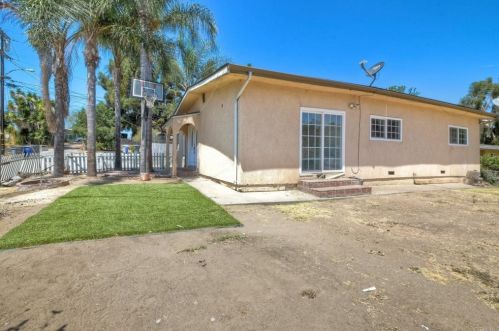 335 Selmalita Ter, Vista, CA 92083-3525