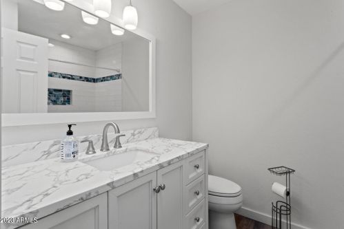 2519 Bluefield Ave, Phoenix AZ  85032-8004 exterior