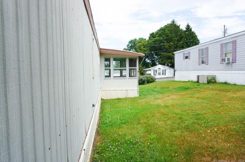 60 E St, Groton CT  06340-5366 exterior