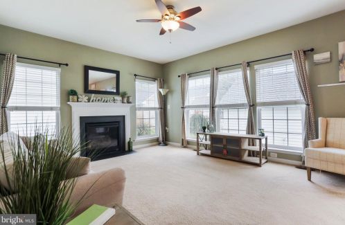 214 Union Ridge Dr, Charles Town WV  25414-4950 exterior