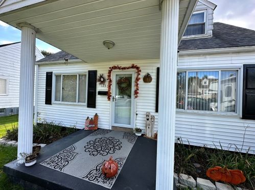 123 Sangston Ave, Grays Landing, PA 15461-1639