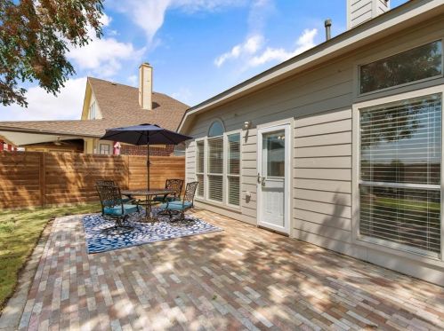 5064 San Jacinto Dr, Fort Worth TX 76137-5537 exterior