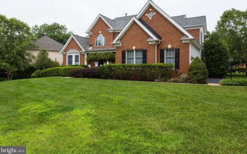 5594 Tucson Ct, Haymarket VA  20169-3145 exterior