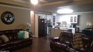 1311 Yellow Stone Dr, Jacksonville, AR 72076-2562