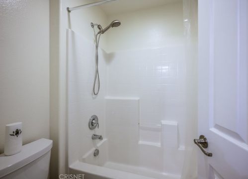 28474 Camino Del Arte Dr, Santa Clarita CA  91354-3094 exterior