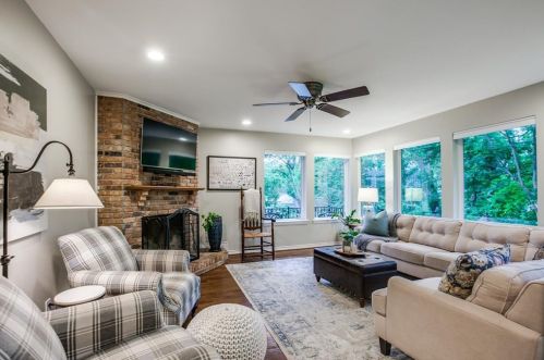 830 Belt Line Plz, Richardson TX 75080-5502 exterior