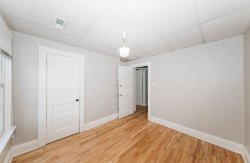 3285 Bartlett Ave, Milwaukee WI 53211-3024 exterior