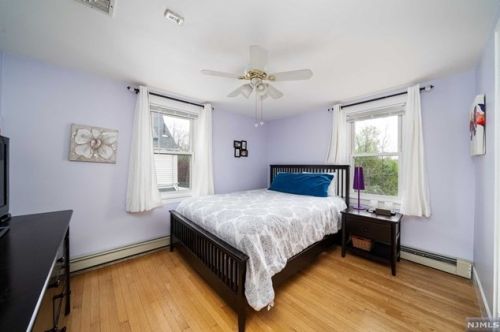 181 Overpeck Ave, Ridgefield Park NJ  07660-1218 exterior