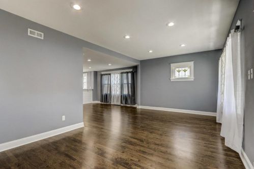 1308 74, Milwaukee WI 53214-3012 exterior