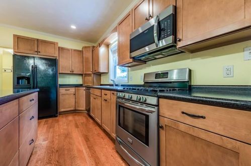 226 Tacoma Ave, Latrobe PA  15650-1237 exterior