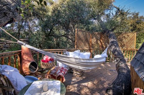 21658 Encina Rd, Topanga CA  90290-3524 exterior