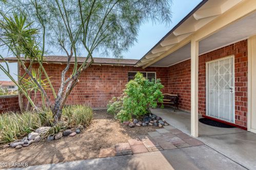 8211 Devonshire Ave, Scottsdale, AZ 85251-2710