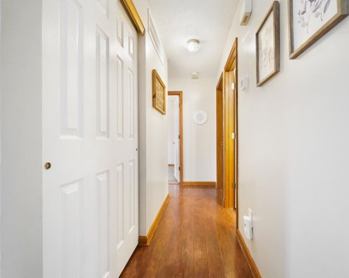 421 Ripple Creek Dr, Covington KY  41018-2684 exterior