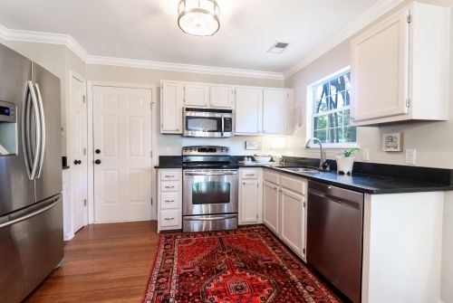 1291 Center Lake Dr, Mount Pleasant SC  29464-7419 exterior