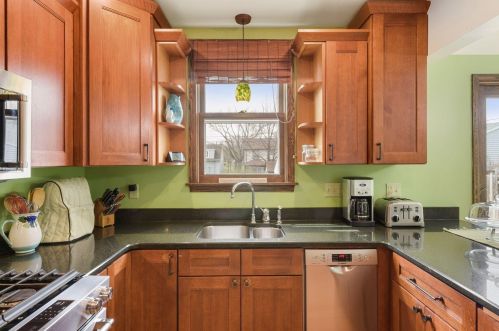 3731 Washburn Ave, Minneapolis MN 55412-1821 exterior