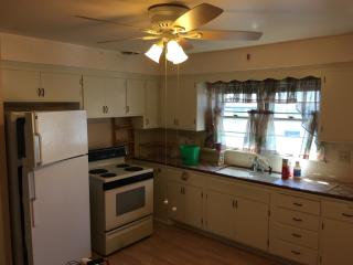 10168 Montana Ave, Milwaukee WI  53227-3357 exterior