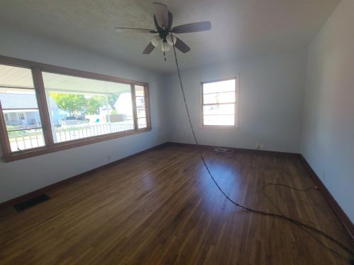 912 Henry St, Marion, OH 43302-7137
