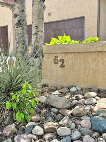 62 Ironweed Dr, Pueblo, CO 81001-1048