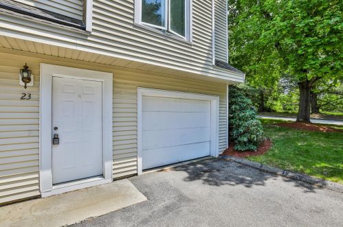 23 Gleneagle Dr, Nashua, NH 03063-1514