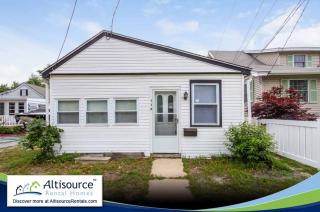 115 Groveland Ave, Somers Point NJ  08244-2006 exterior