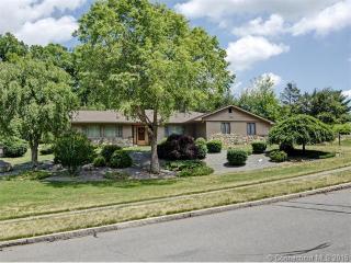 120 Highwood Dr, Manchester, CT 06040-5623