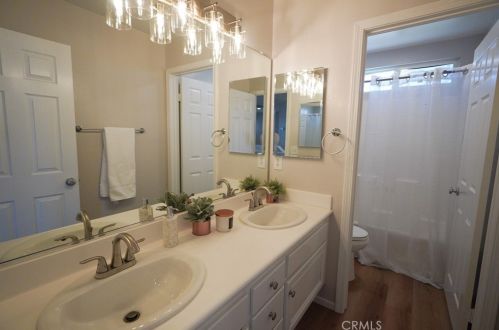 42333 Ridge View Dr, Lancaster CA 93536-7382 exterior