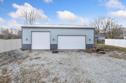 880 Lubeck Dr, Saint Martin OH  45118-9449 exterior