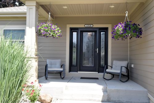 12520 Grange Ave, Waukesha, WI 53151-8222