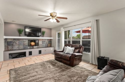 280 Festival Dr, Oceanside, CA 92057-5134