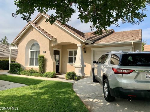 2037 Laurelwood Ave, Simi Valley, CA 93063-3563