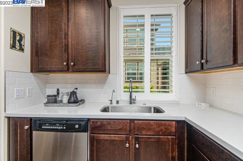 1728 Catalina Ct, Livermore CA  94550-6413 exterior