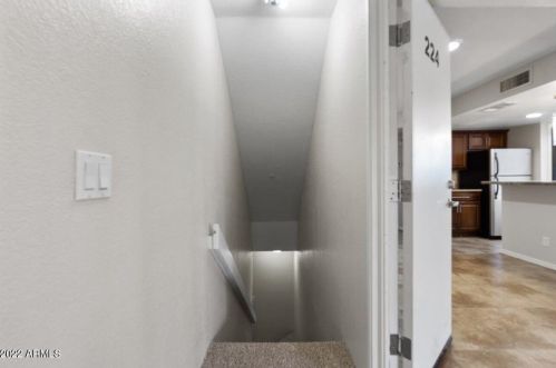 7675 Mcdonald Dr, Scottsdale AZ 85250-6110 exterior